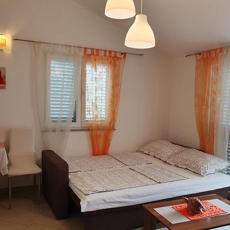 Apartmani Villa Lilliana Tribalj Eksteriør billede