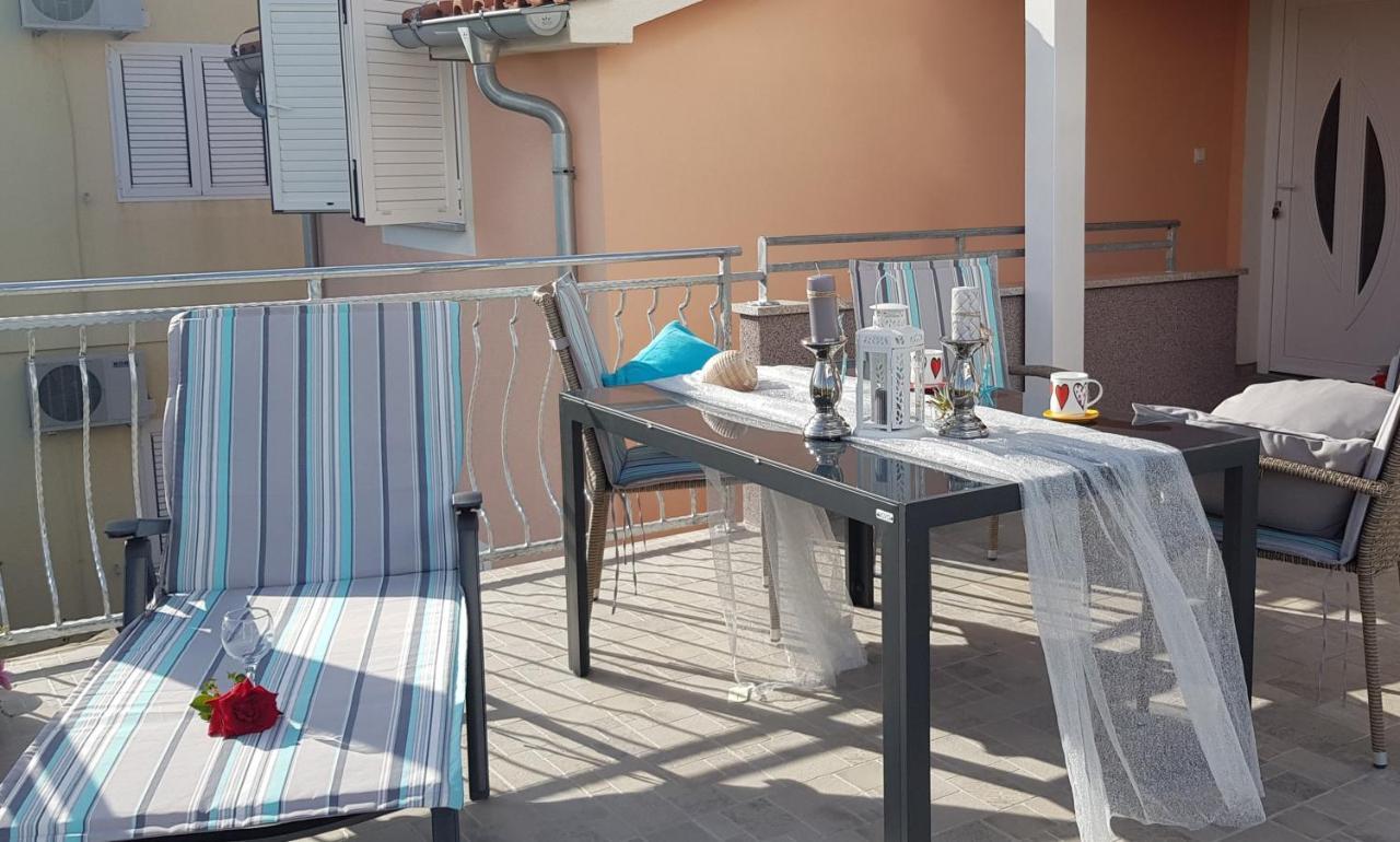 Apartmani Villa Lilliana Tribalj Eksteriør billede