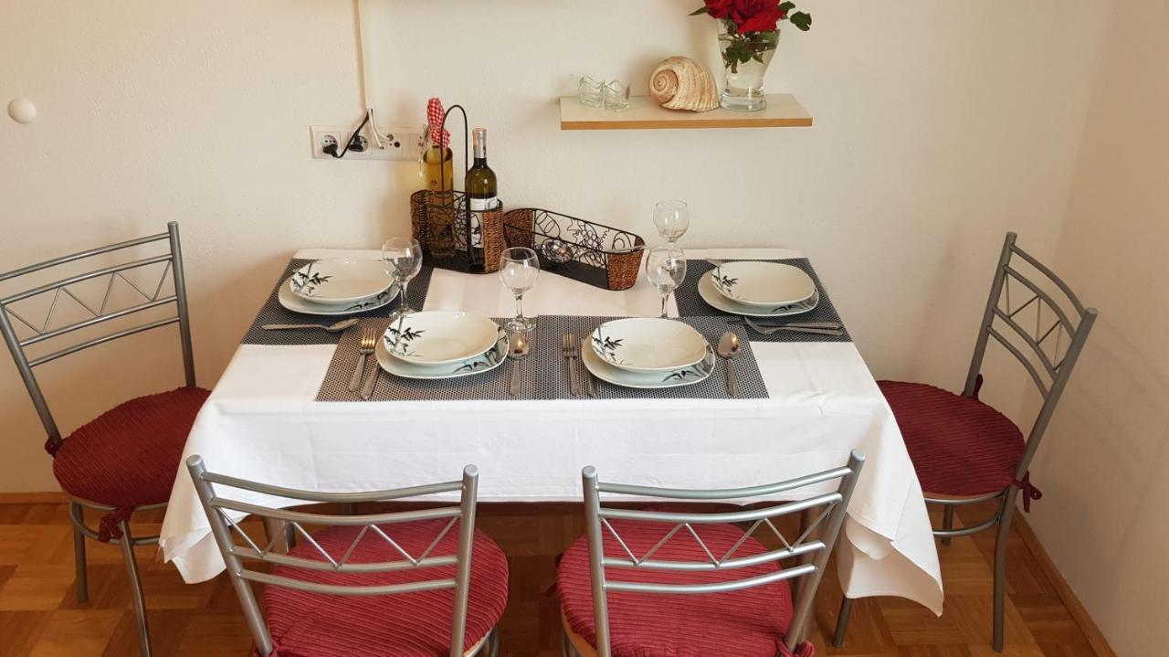 Apartmani Villa Lilliana Tribalj Eksteriør billede