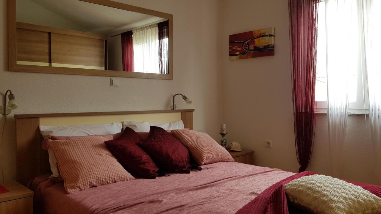 Apartmani Villa Lilliana Tribalj Eksteriør billede