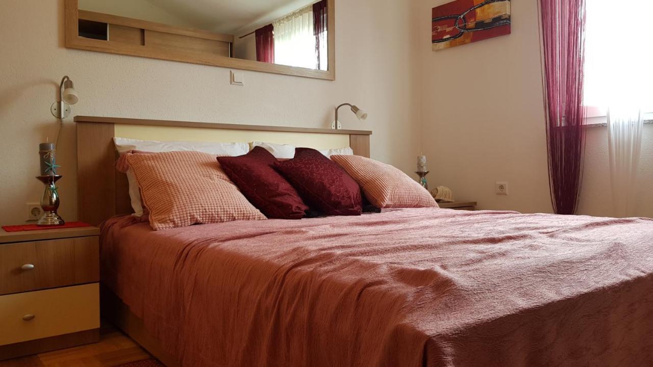 Apartmani Villa Lilliana Tribalj Eksteriør billede