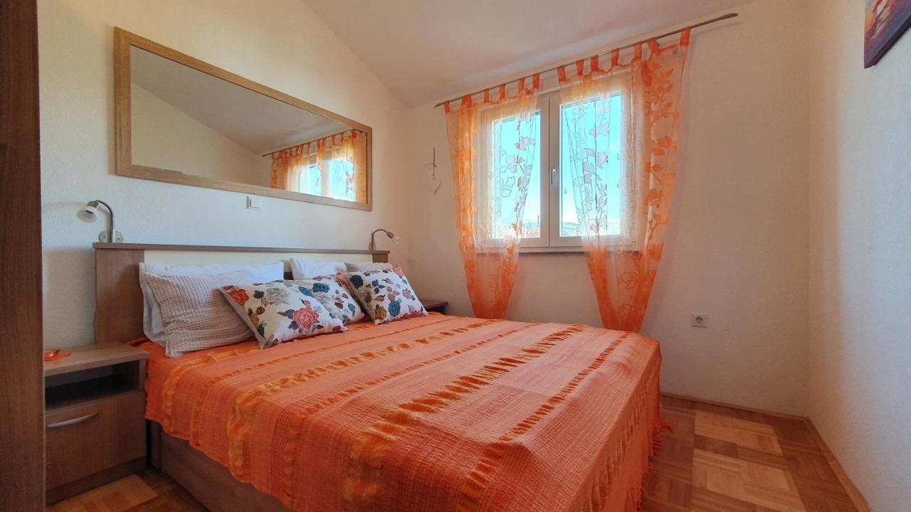 Apartmani Villa Lilliana Tribalj Eksteriør billede