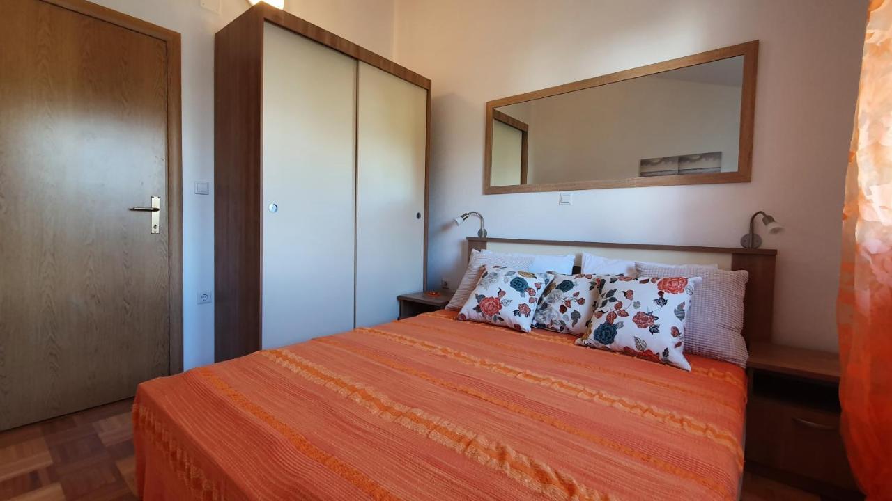 Apartmani Villa Lilliana Tribalj Eksteriør billede