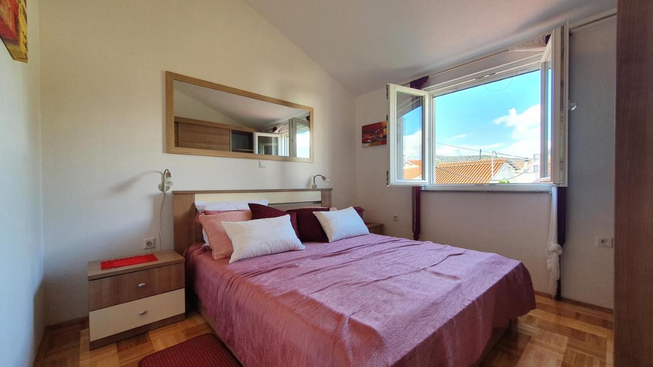 Apartmani Villa Lilliana Tribalj Eksteriør billede
