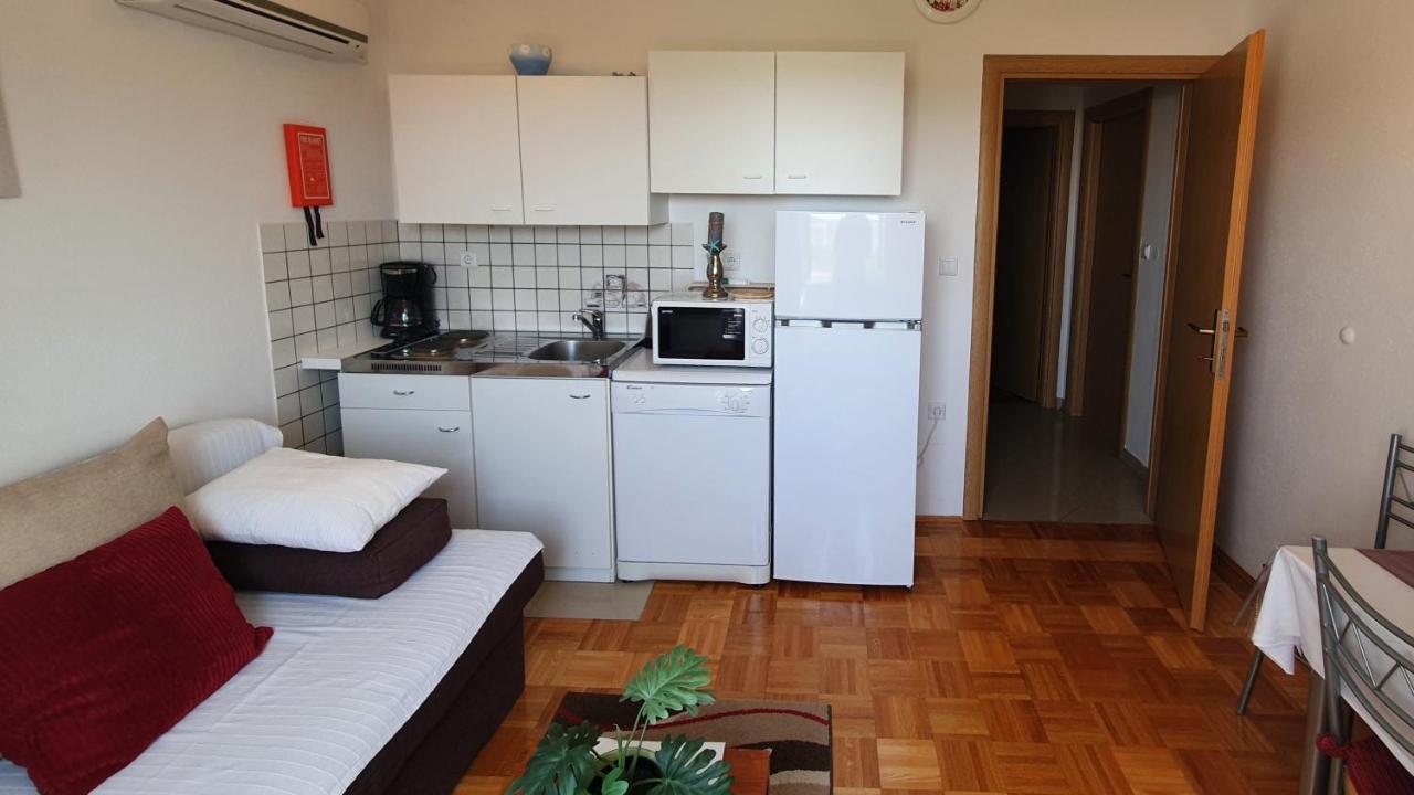 Apartmani Villa Lilliana Tribalj Eksteriør billede