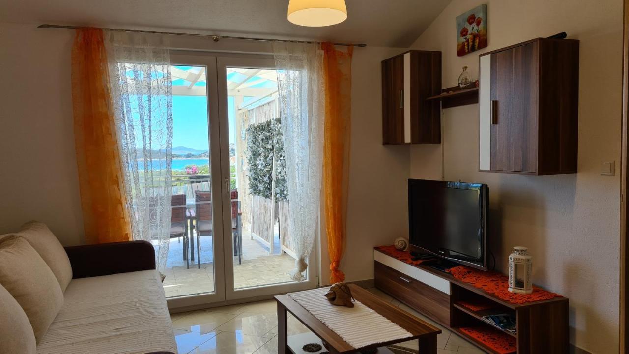 Apartmani Villa Lilliana Tribalj Eksteriør billede