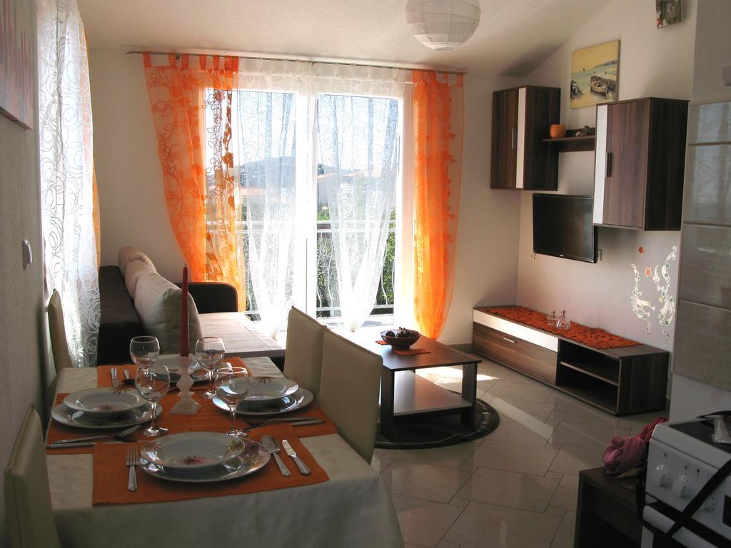 Apartmani Villa Lilliana Tribalj Eksteriør billede